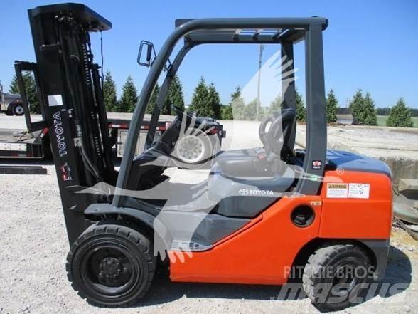 Toyota 8FDU30 Carrelli elevatori diesel