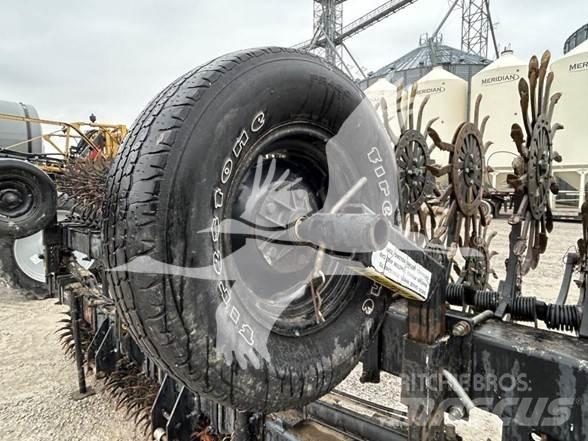YETTER 3530 Altre macchine e accessori per l'aratura