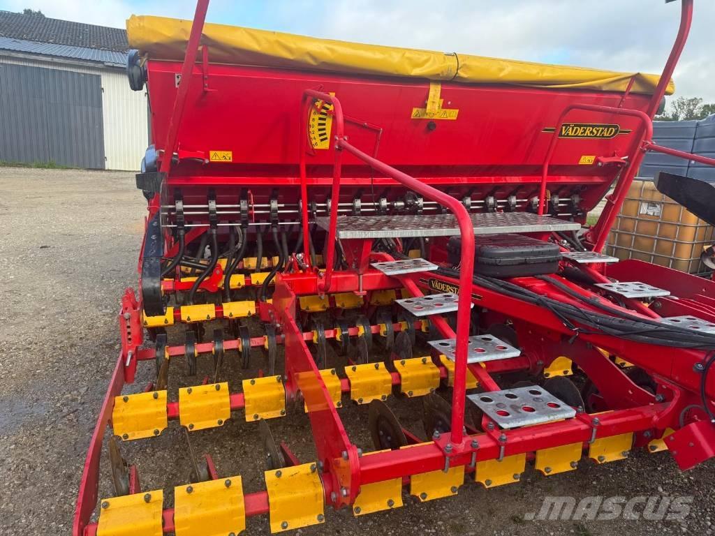 Väderstad Rapid400C Perforatrici