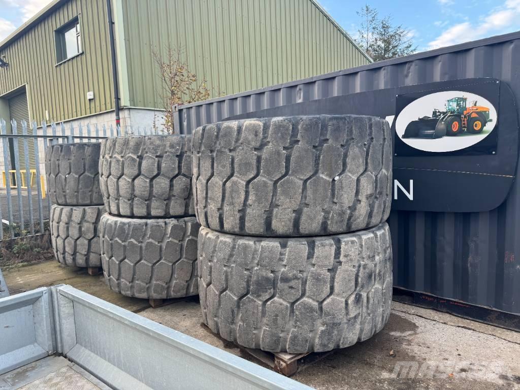 Develon DA 45 Pneumatici, ruote e cerchioni