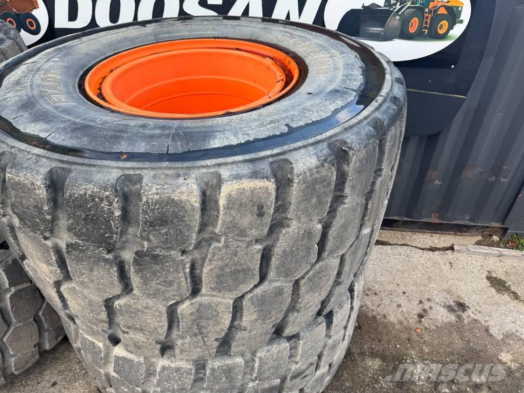 Develon DA 45 Pneumatici, ruote e cerchioni