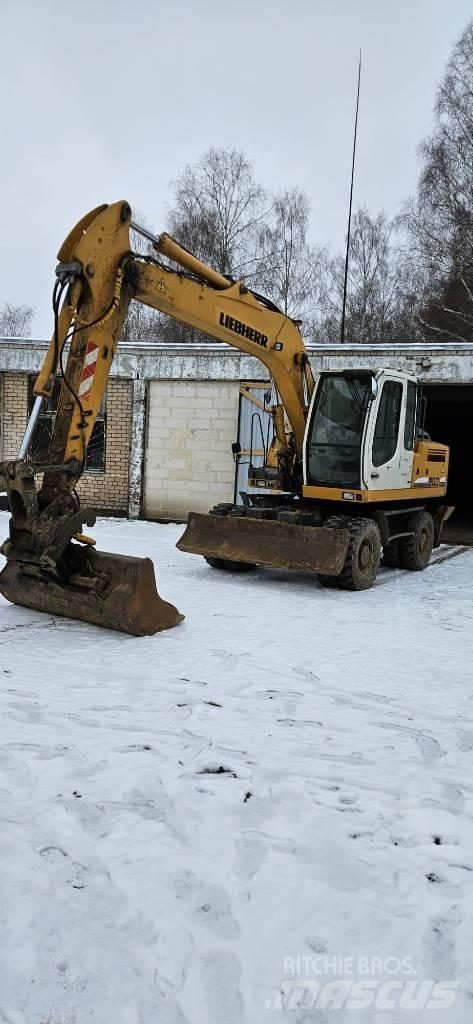 Liebherr A 900 C Escavatori gommati