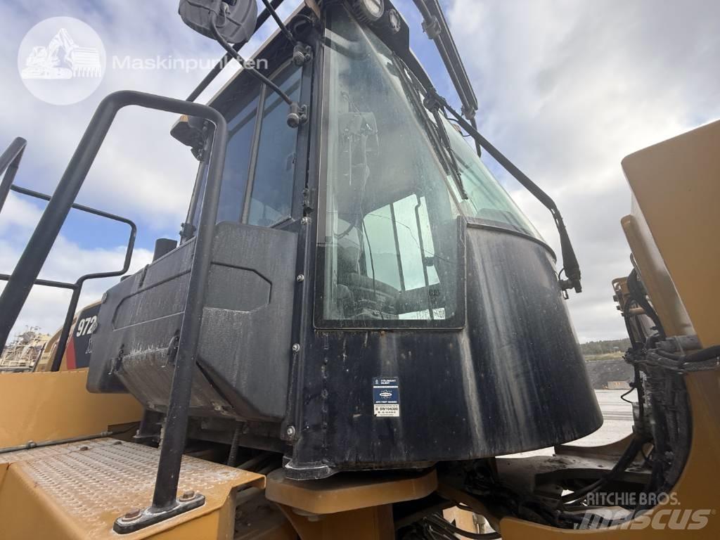 CAT 972 M Pale gommate