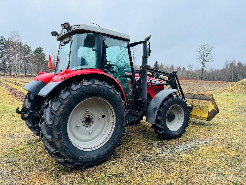 Massey Ferguson 5470 Trattori