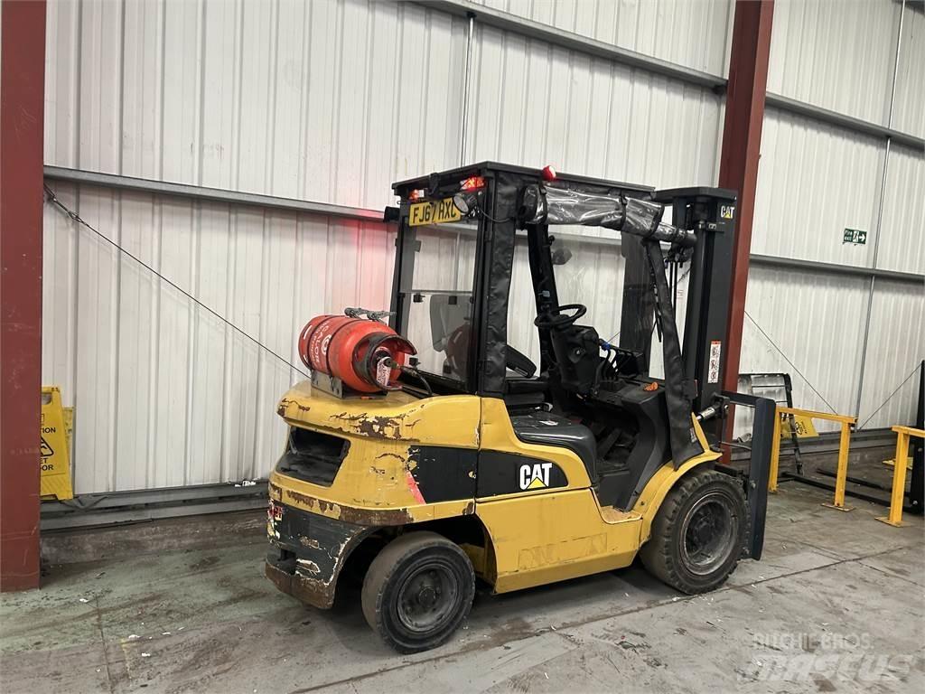 CAT GP35NT Carrelli elevatori GPL