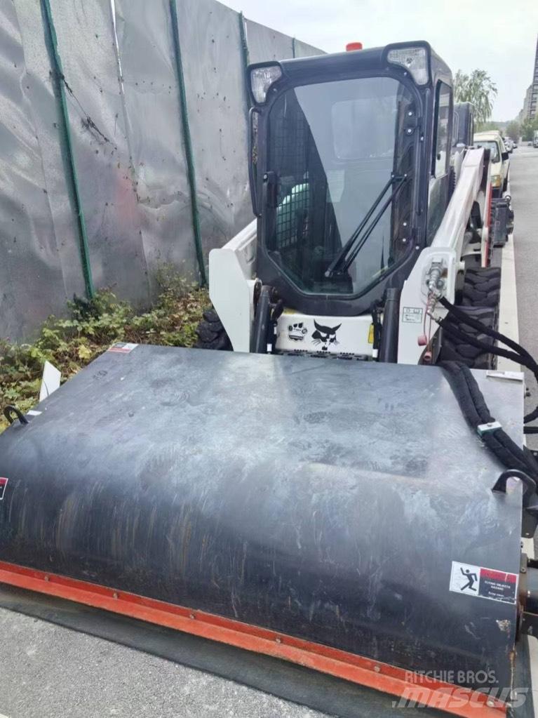 Bobcat S 510 Mini Pale Gommate