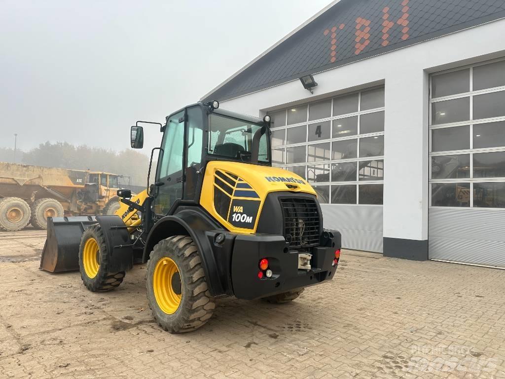 Komatsu WA 100 M-7 Pale gommate
