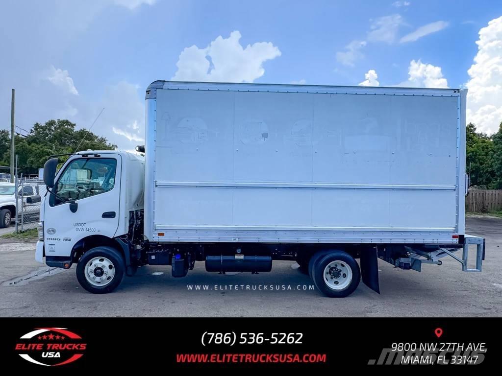 Hino 155 Camion cassonati