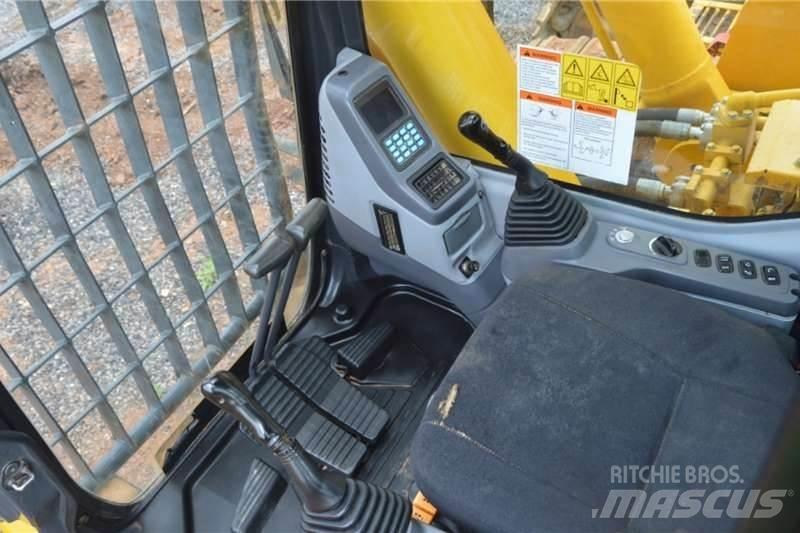 Komatsu PC850-5 Miniescavatori