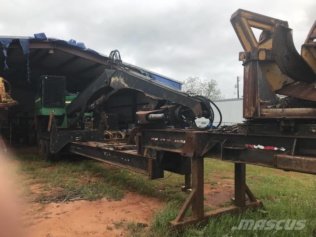 John Deere 437 D Caricatronchi con base su rimorchio