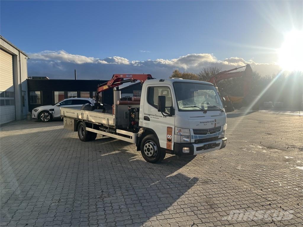 Mitsubishi Canter Camion con sponde ribaltabili