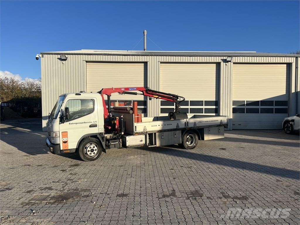 Mitsubishi Canter Camion con sponde ribaltabili