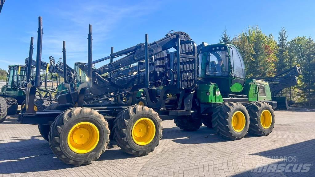 John Deere 1210E Forwarder