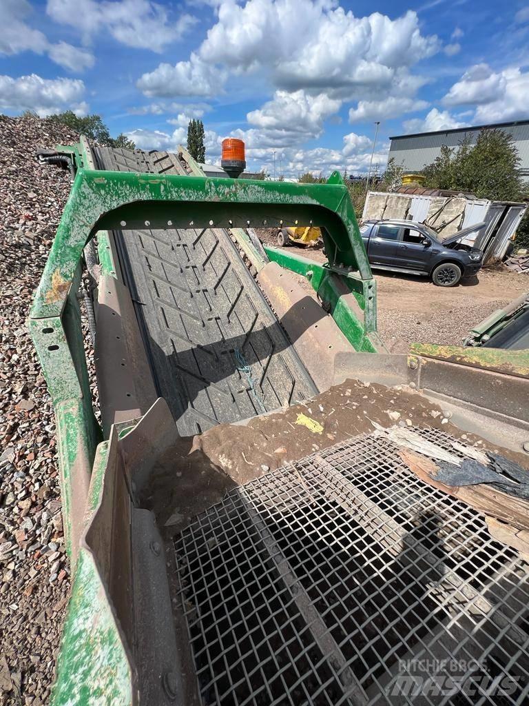 McCloskey R105 Vagli vibranti
