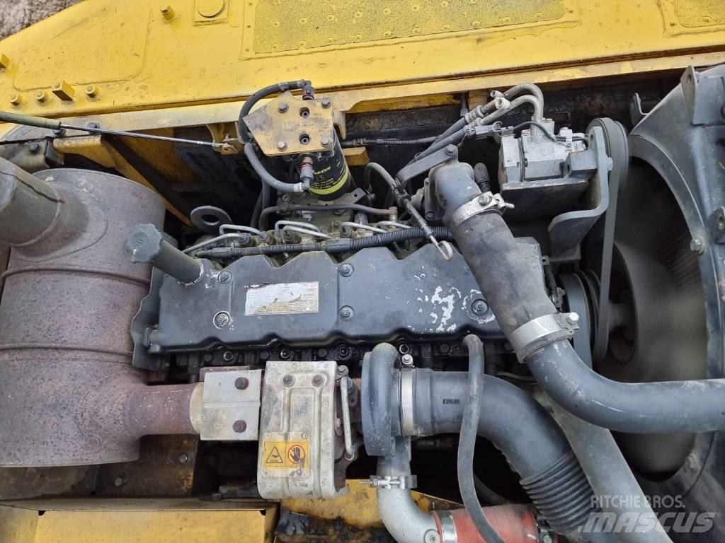 Komatsu PC 210-8 Escavatori cingolati