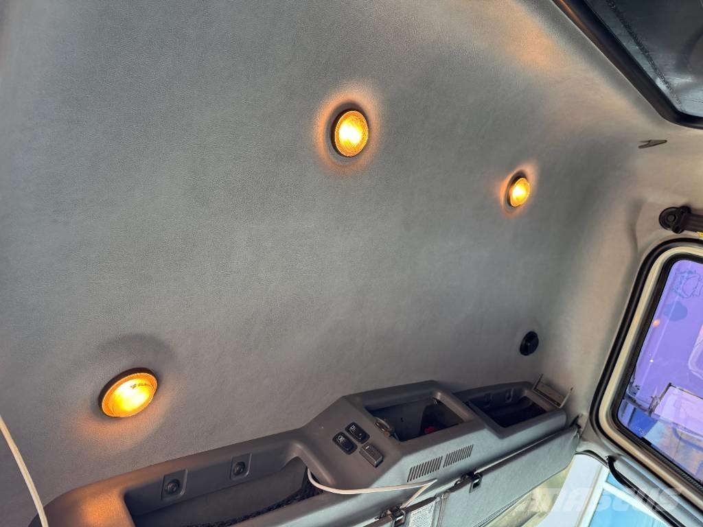 Mack Granite GU 713 Camion ribaltabili