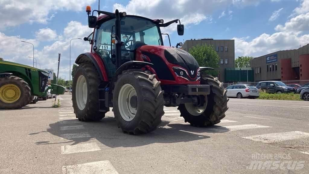 Valtra A105MH4 Trattori
