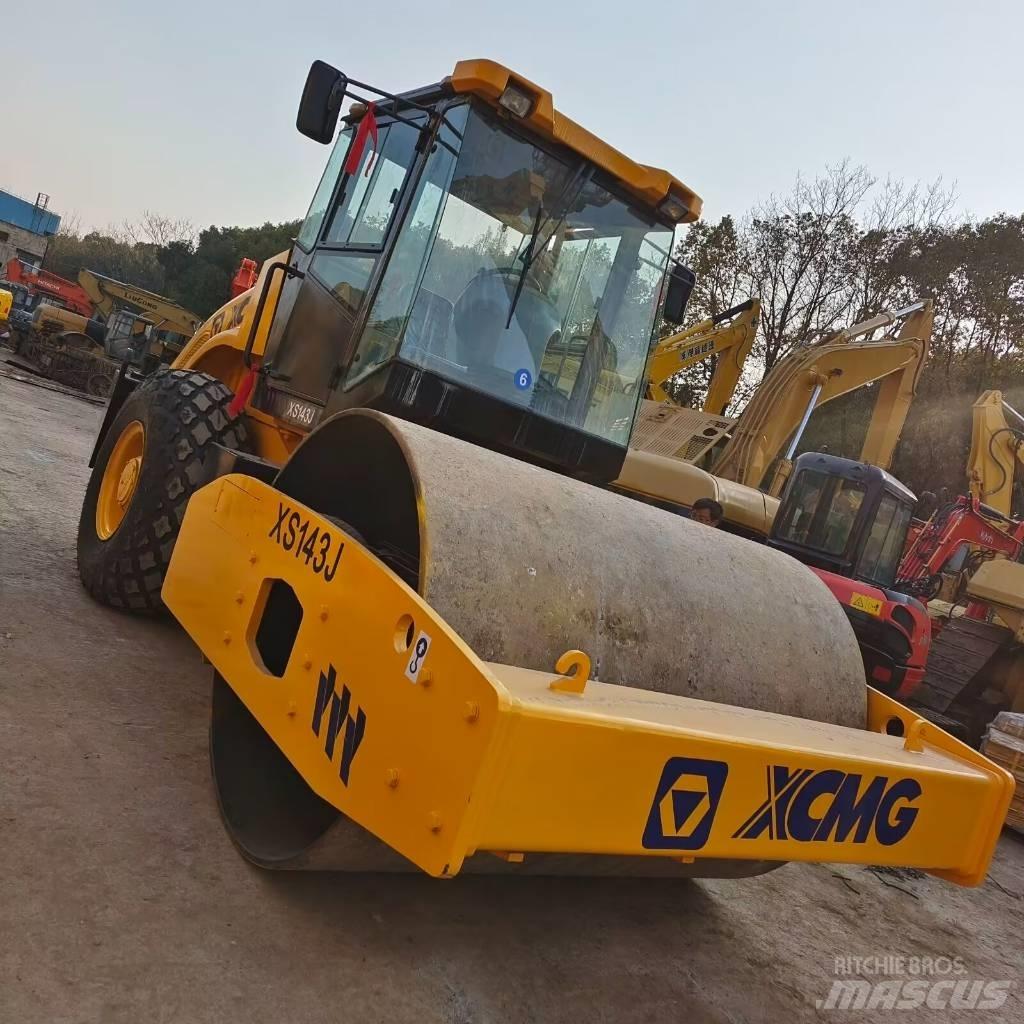 XCMG XS143J Rulli monotamburo