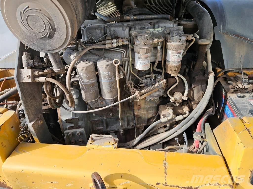Liebherr L538 Pale gommate