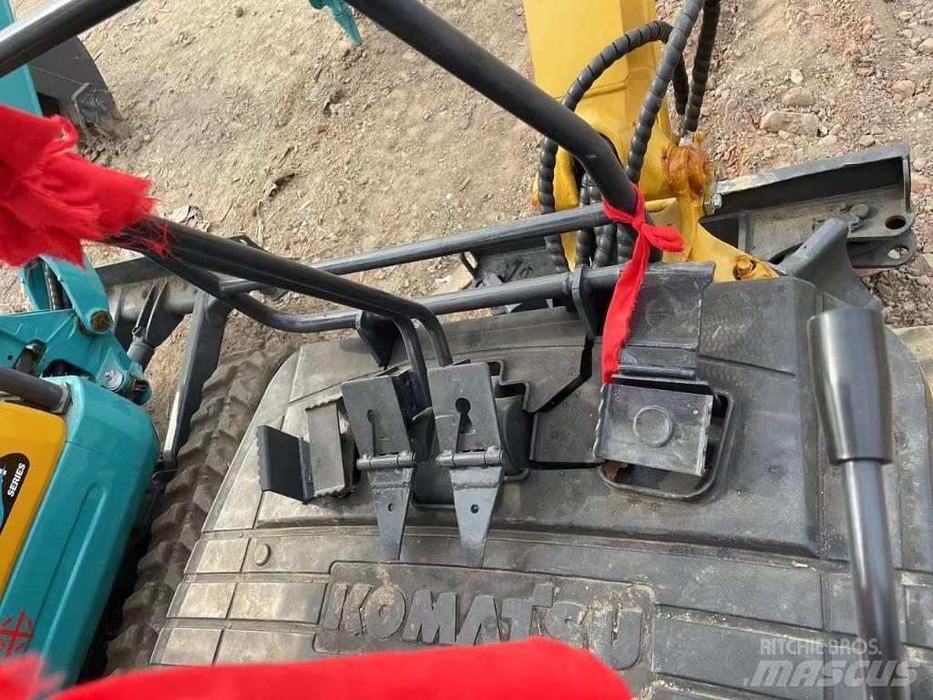 Komatsu PC18 Escavatori cingolati