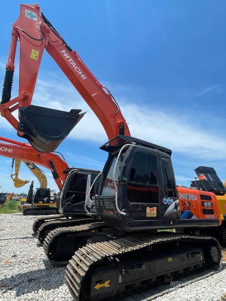 Hitachi ZX 200 Escavatori cingolati