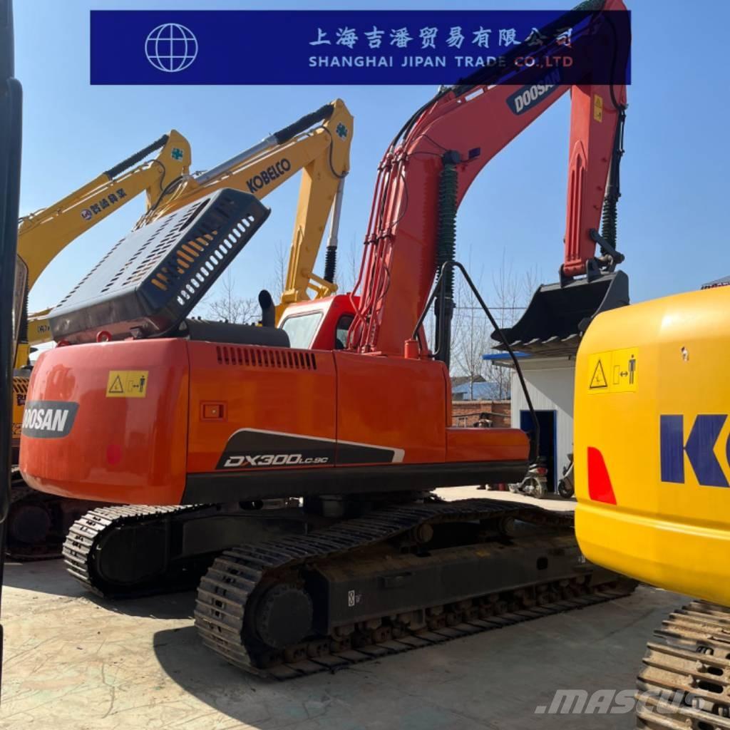 Doosan DX 300 Escavatori cingolati
