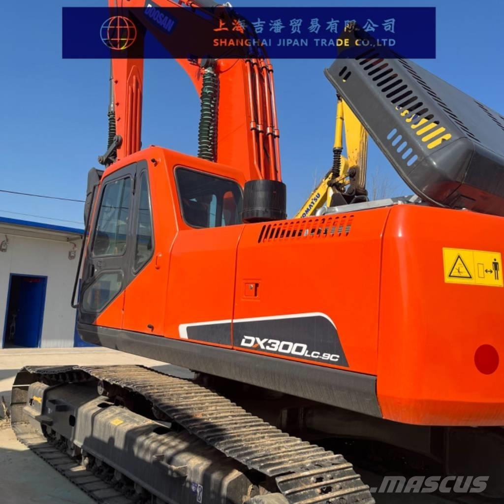 Doosan DX 300 Escavatori cingolati
