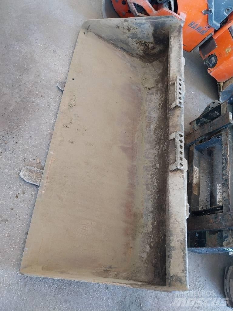 Bobcat S 770 Mini Pale Gommate