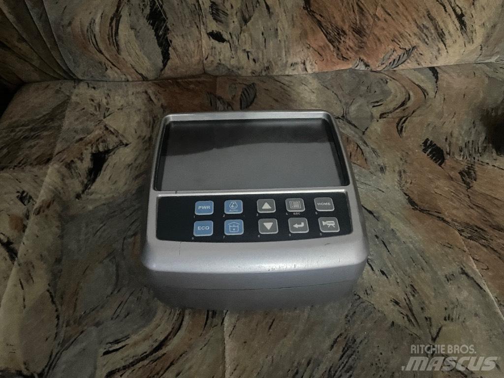 Doosan DX 140 LCR-3 Componenti elettroniche