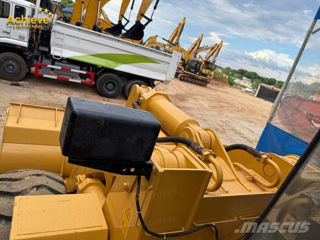 LiuGong CLG855N Pale gommate