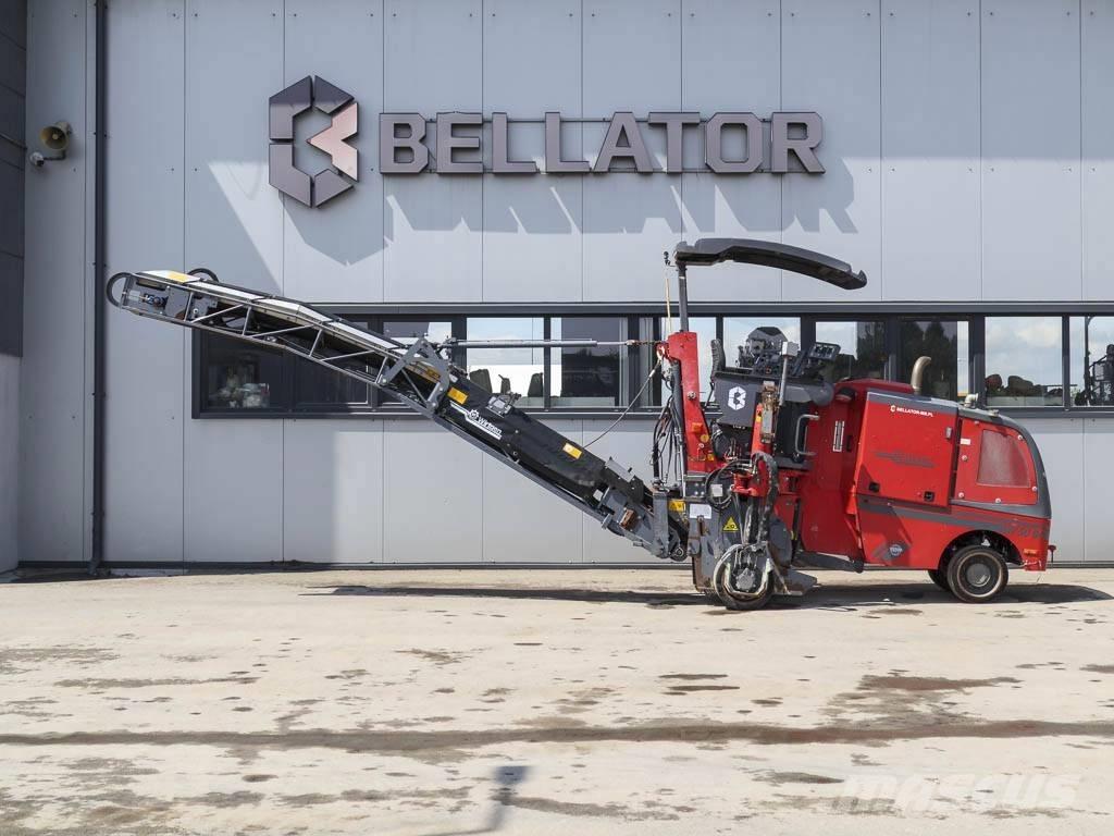 Wirtgen W 50 DCi Fresa a freddo per asfalto