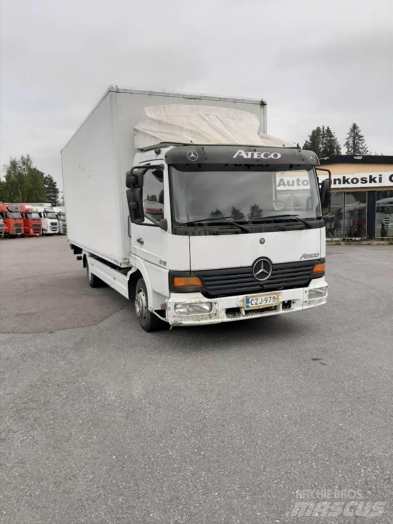 Mercedes-Benz 815 Camion cassonati