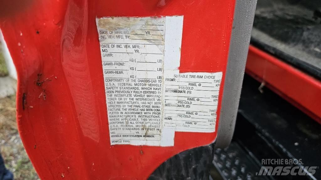 Ford F650 Camion con sponde ribaltabili