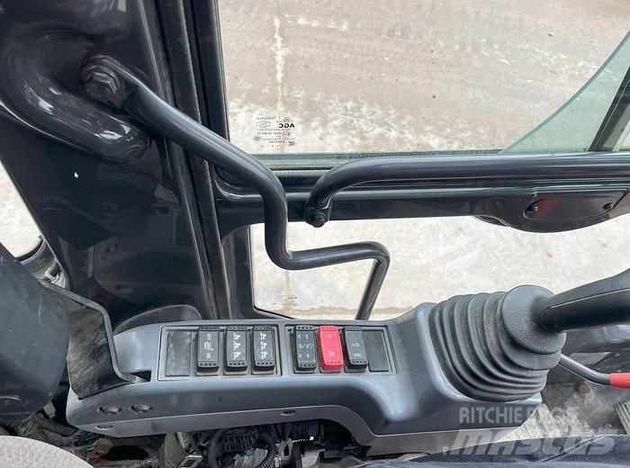 Hitachi ZX140W-6 Escavatori gommati