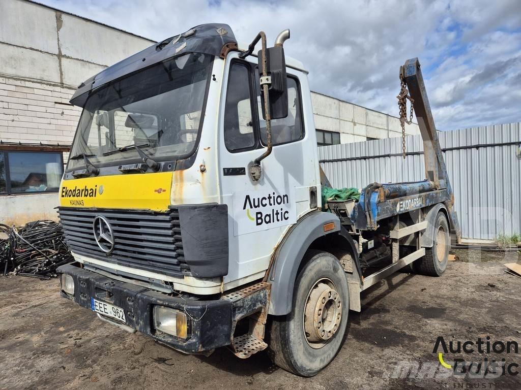 Mercedes-Benz 1722 Camion con cassone scarrabile