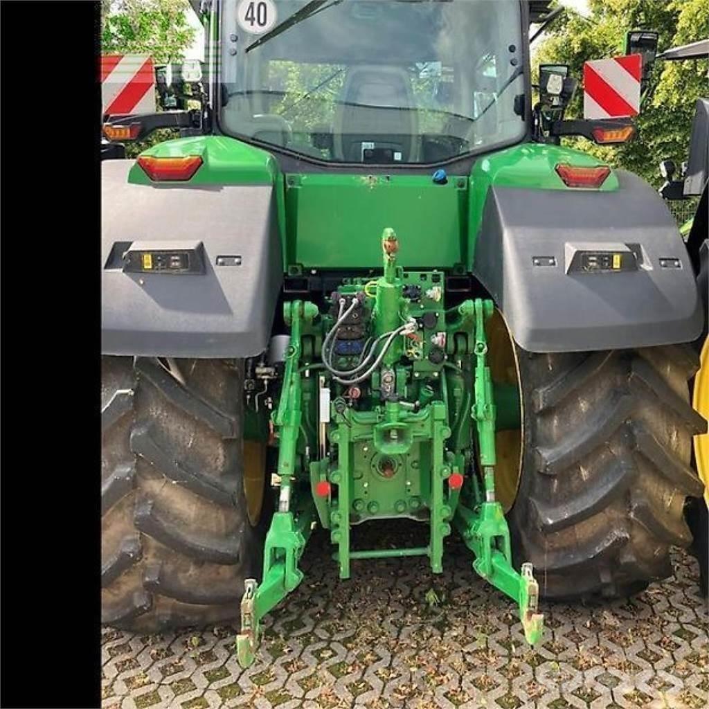 John Deere 7r 330 Trattori