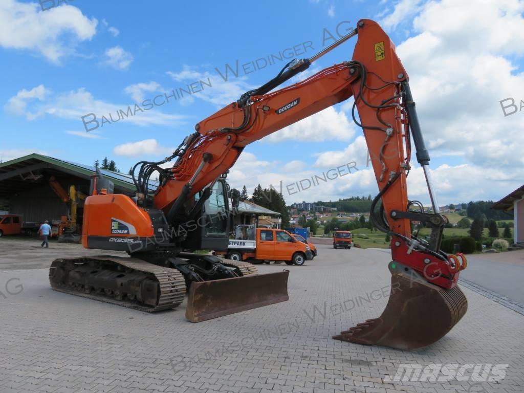 Doosan DX 235 LCR-5 Escavatori cingolati