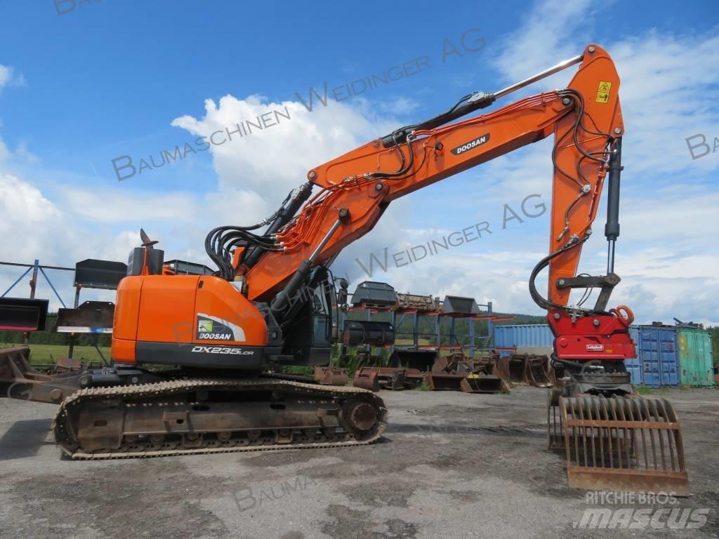 Doosan DX 235 LCR-5 Escavatori cingolati