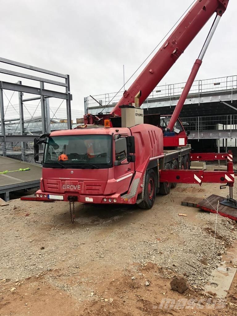 Grove GMK 5130-2 Gru per tutti i terreni