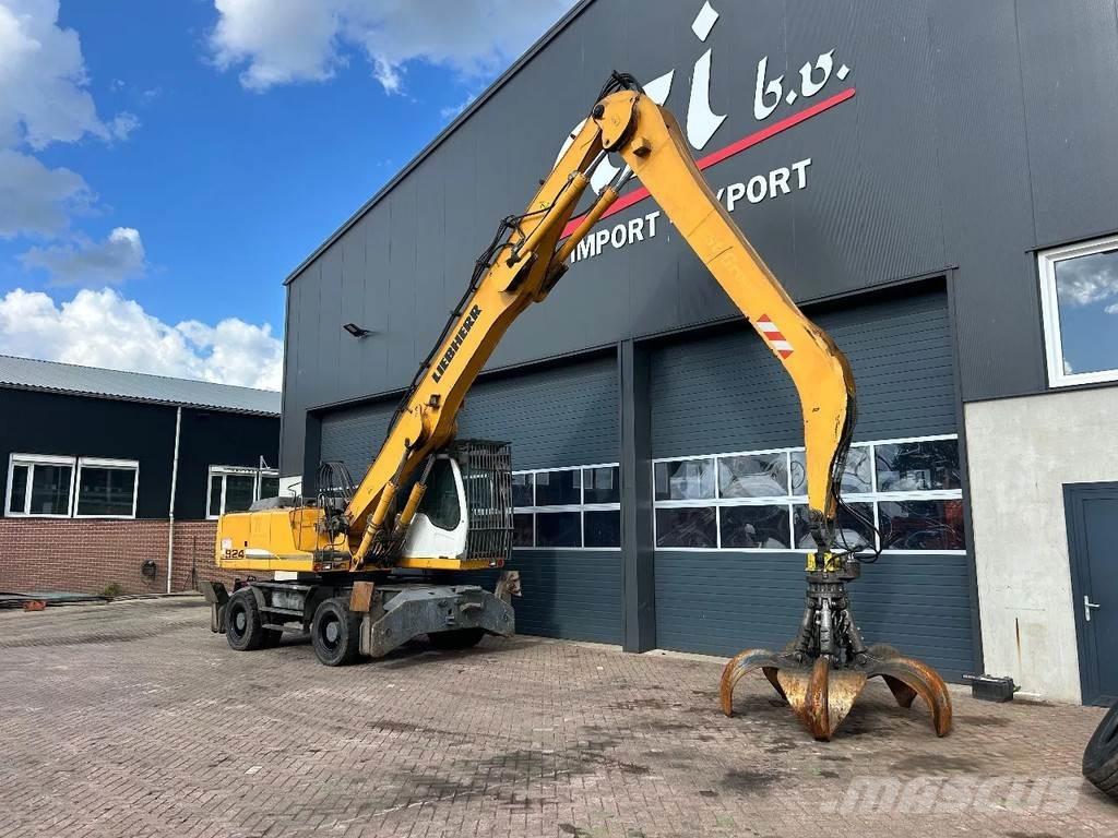 Liebherr A924C Movimentazione rifiuti