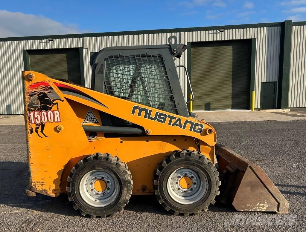 Mustang 1500 R Mini Pale Gommate