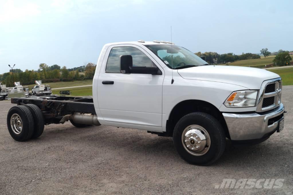 RAM 3500 TRADESMAN Autocabinati