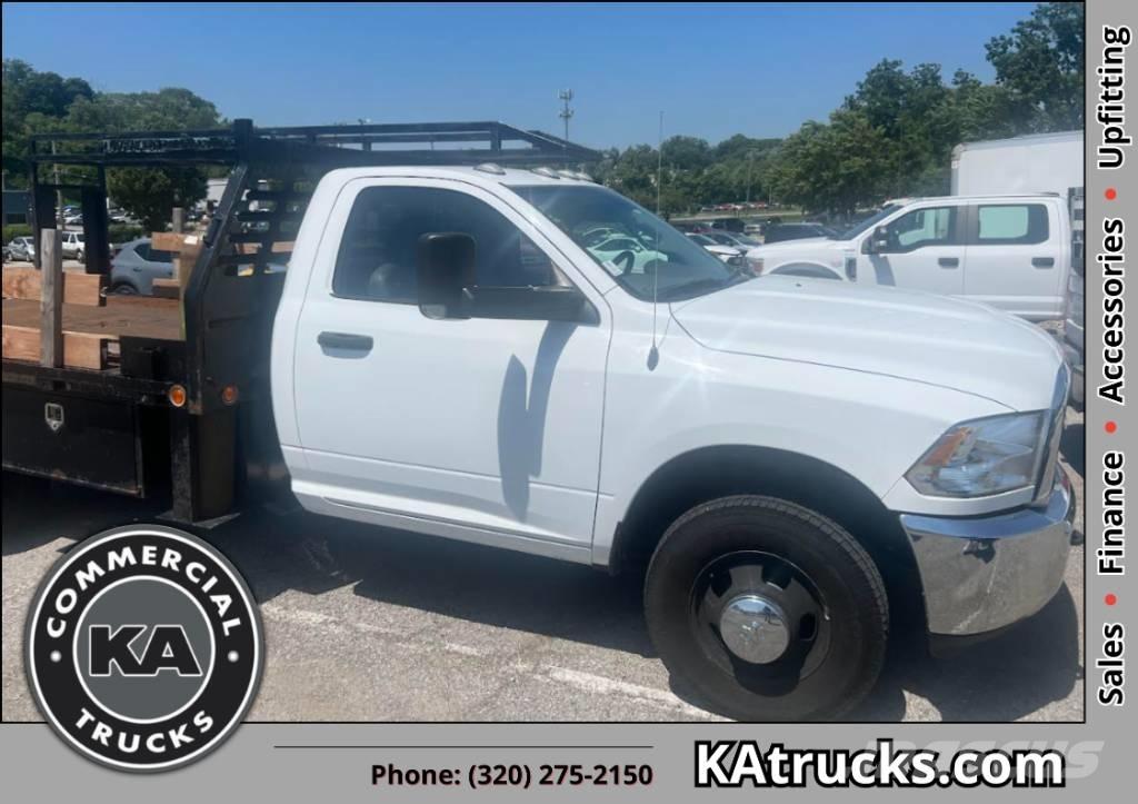 RAM 3500 TRADESMAN Camion con sponde ribaltabili
