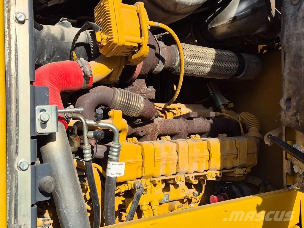 John Deere 544 K Pale gommate