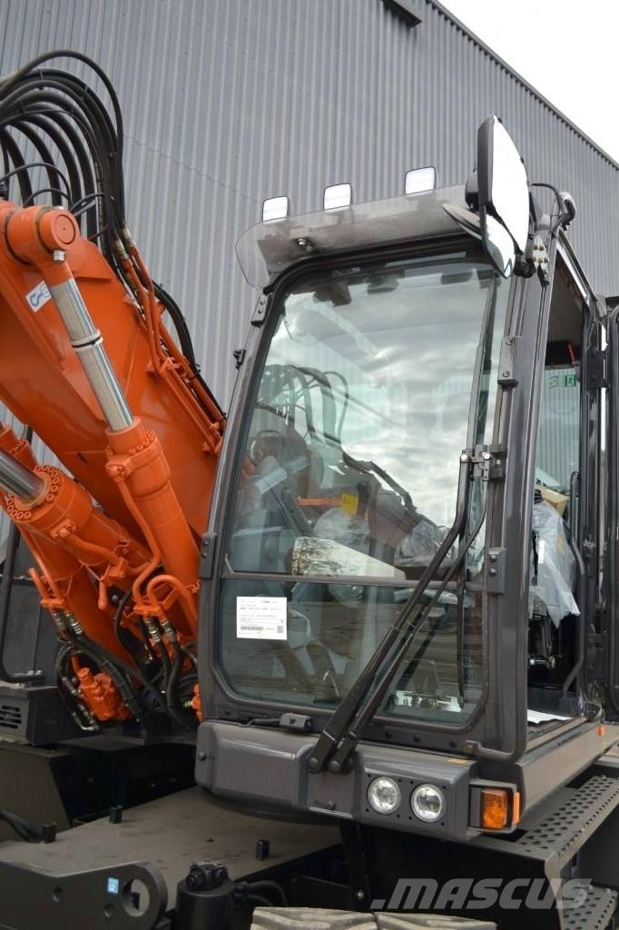 Hitachi ZX135W-7 Escavatori gommati
