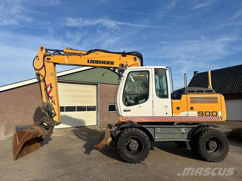 Liebherr A900 C Escavatori gommati