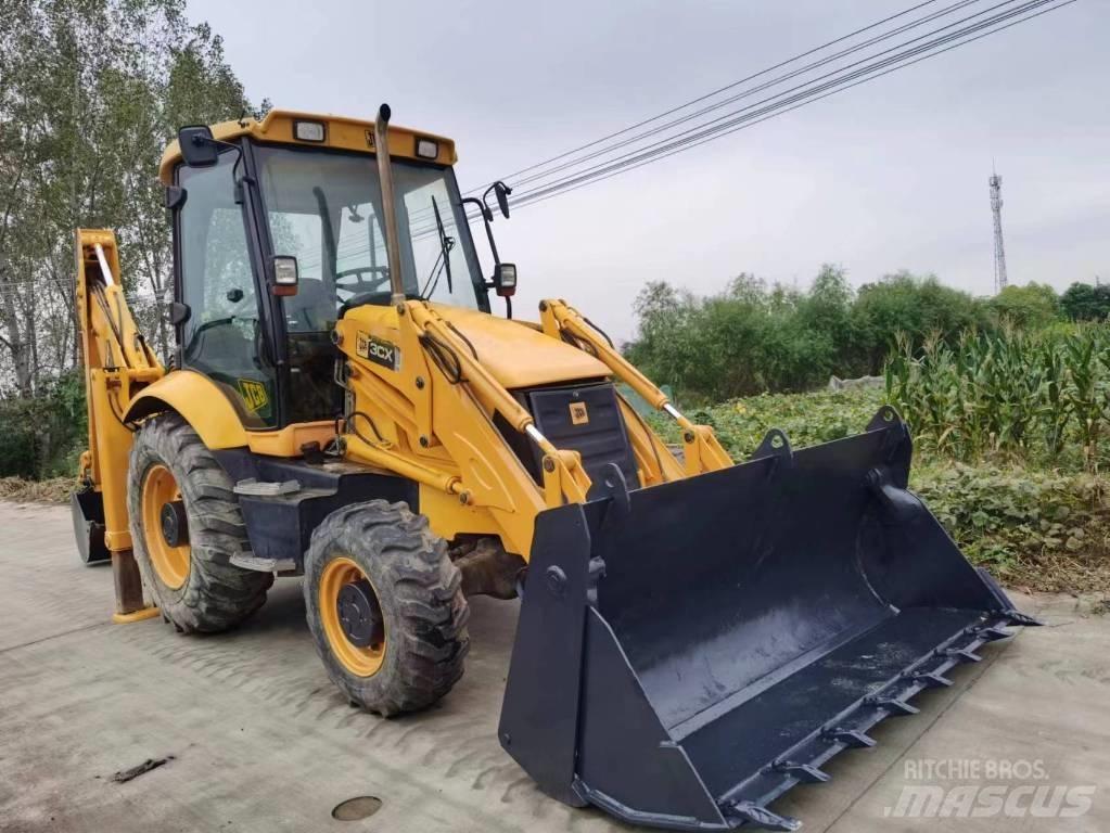JCB 3 CX Terne
