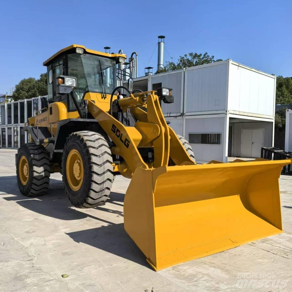 SDLG LG 936 L Pale gommate