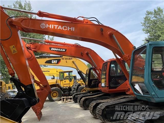 Hitachi EX200-3 Escavatori cingolati