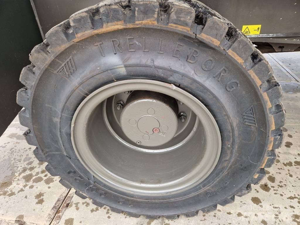 Sennebogen 835M E Movimentazione rifiuti